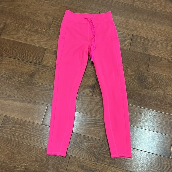 Alo Yoga 7/8 High-Waist Checkpoint Legging Neon Pink - Picture 3 of 7